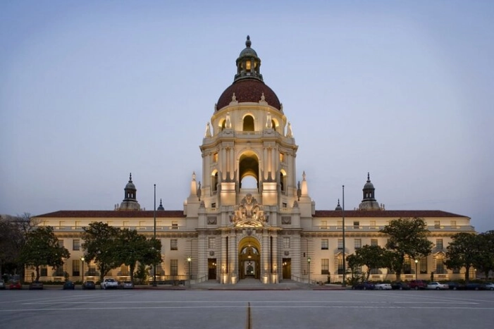 Self-Guided Scavenger Hunt: Pasadena In Full Bloom