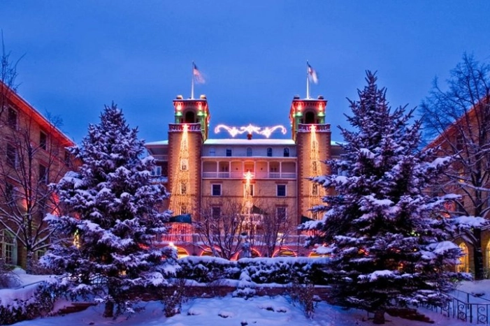 Self-Guided Scavenger Hunt: Glenwood Springs Hospitality Hunt