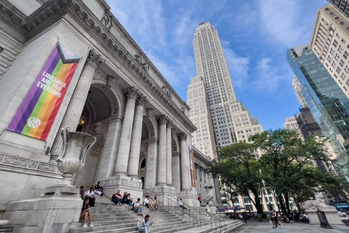 New York Superheroes Tour and Exploration Game