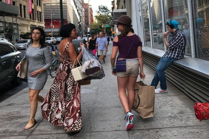NYC Small Group Secondhand Personal Shopping Day