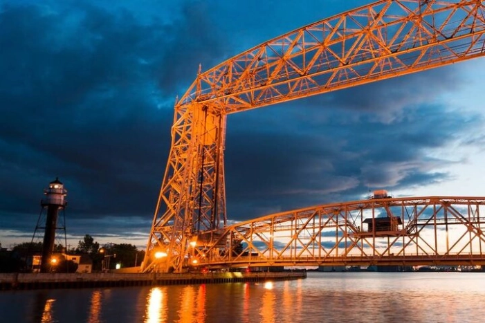 A Self-Guided Walking Tour through Duluth’s Canal Park