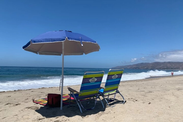 Private LA Coast Tour with Beach Day or Scenic Hike