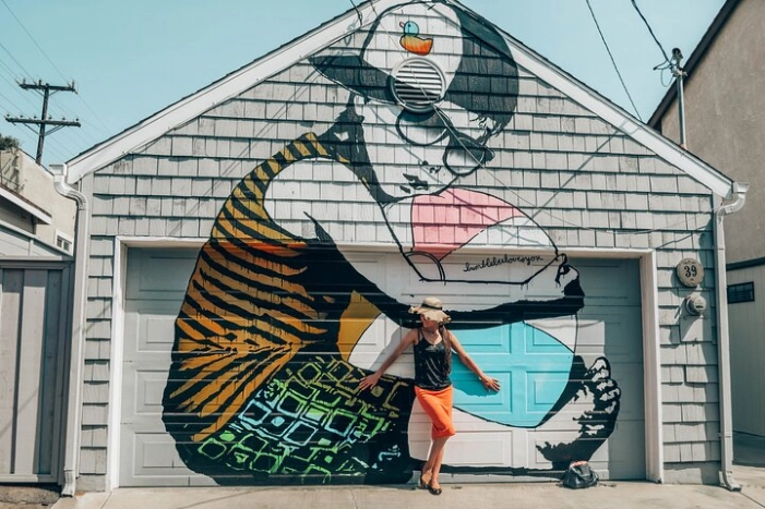 Los Angeles Street Art Photoshoot: Funky Venice with a Personal Photographer