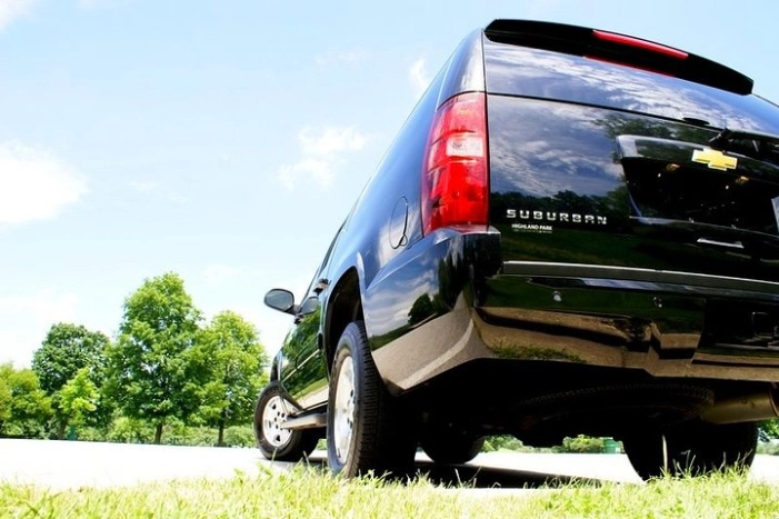 One-Way Private Transfer from Downtown Chicago to MDW by SUV