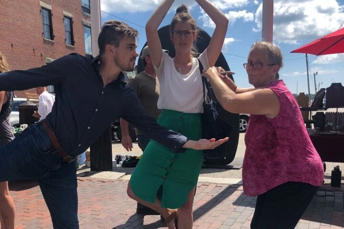 Scavenger Hunt in Buffalo by Wacky Walks