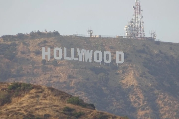 Hollywood Self-Guided Walking Tour and Scavenger Hunt