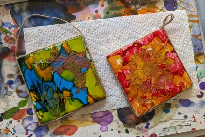 Embossed Alcohol Ink Tile in Estes Park