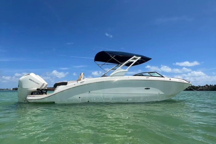 Have the best time in Miami aboard our SeaRay
