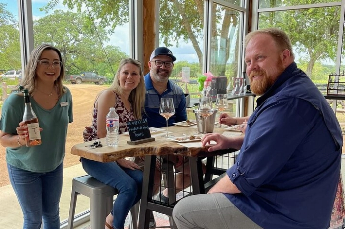 Fredericksburg Texas Area Wine Tastings: 3 Wineries and Lunch