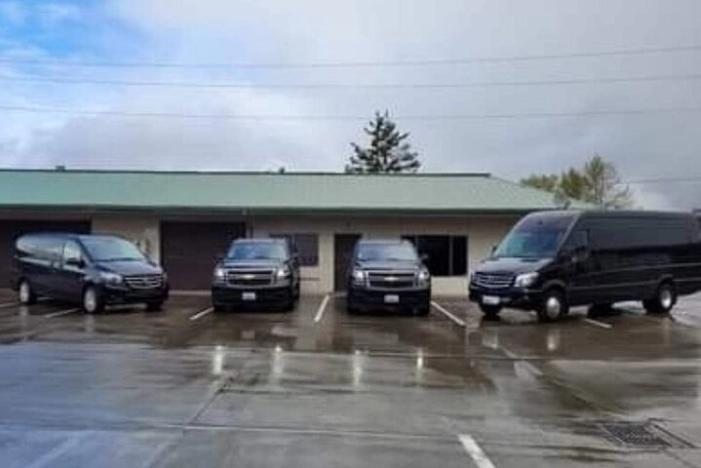 SEATTLE TACOMA INTERNATIONAL AIRPORT TRANSPORTATION 1-15passenger
