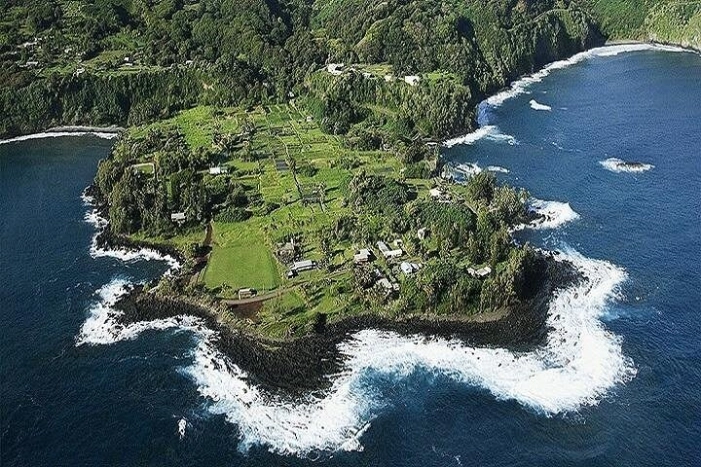 Road to Hana Deluxe Rainforest and Waterfall Experience from Oahu