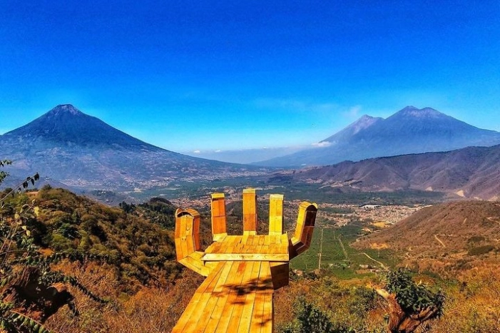 Hoobitenango and Altamira From Antigua or Guatemala city