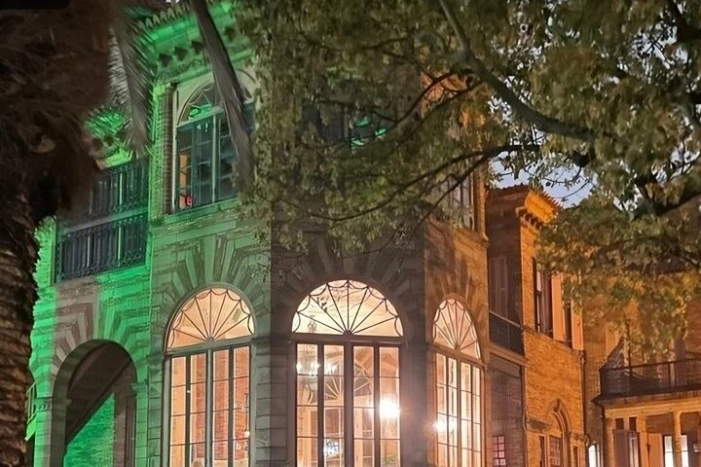 Al's Ghost tour : a small group experience 