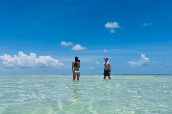 Private Charter 6 Passenger Sandbar, Snorkel, Dolphins