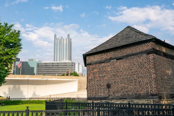 Pittsburgh's Downtown Smartphone Guided Audio Walking Tour 