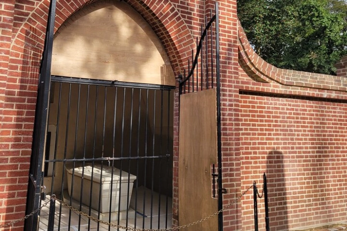 Image 12
