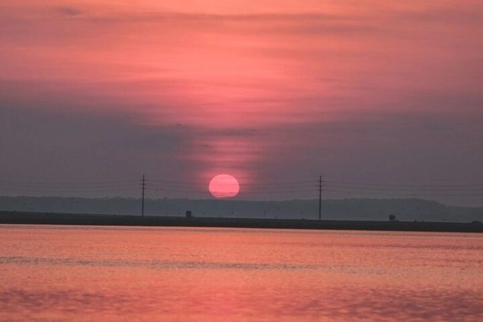 2-Hour Sunset Skiff Boat Rental in Chincoteague Island, VA