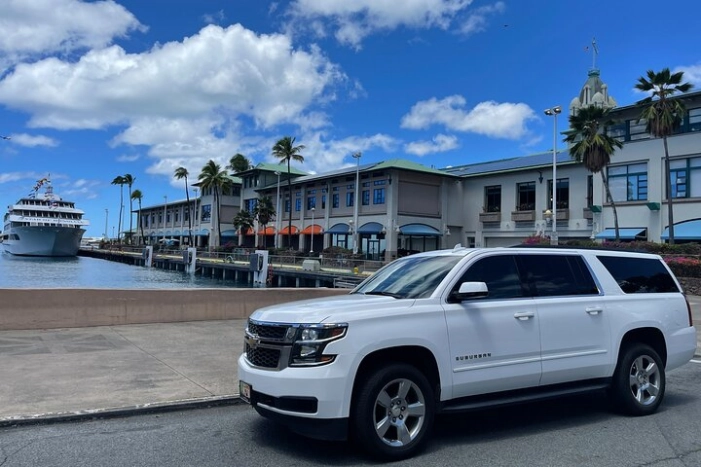 Honolulu Airport & Waikiki Hotels Private Transfer by SUV(up to 6 people)