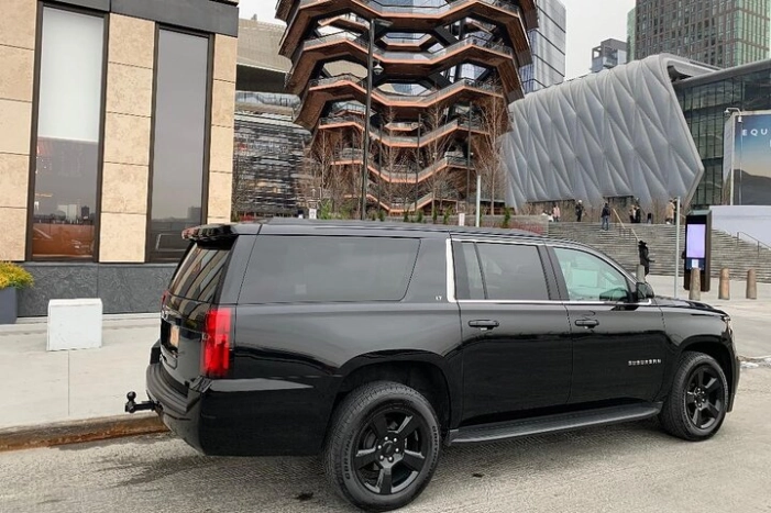 JFK to Manhattan: VIP Private Transfer (SUV, Limousine, Van)