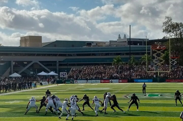 University of Hawaii Rainbow Warriors Football Game Ticket