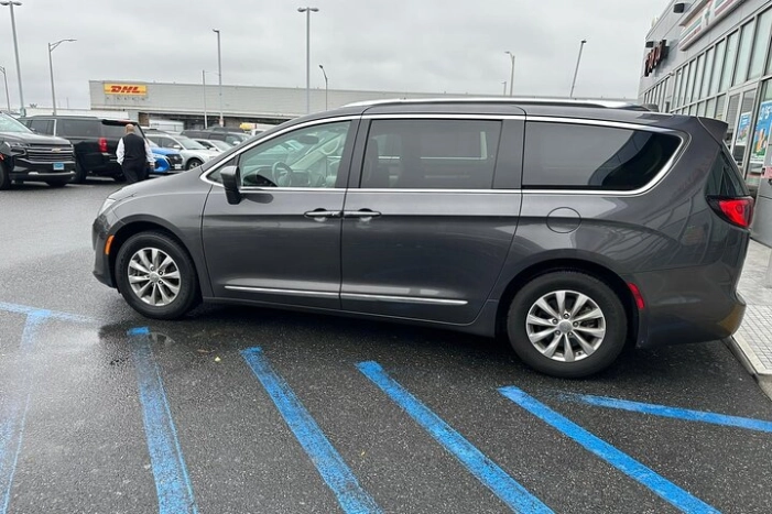Private Transfer from Monterey Port to San Francisco Airport(SFO)