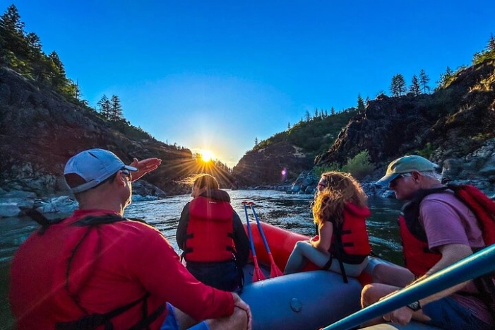 Rogue River Golden Hour Evening Float Trip