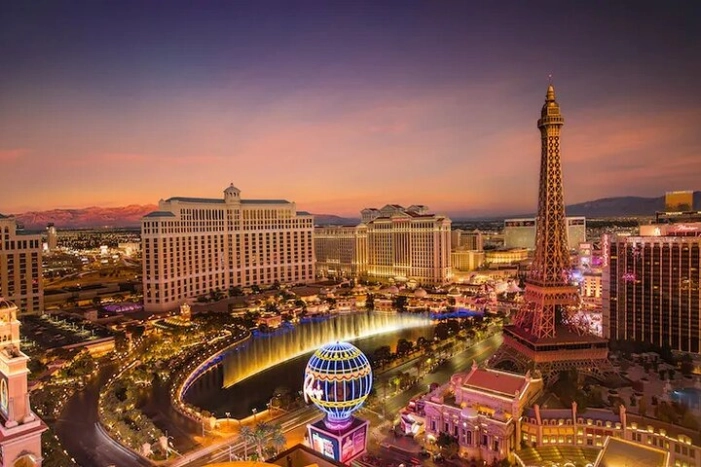 Las Vegas Neon & Secrets: Self-Guided Audio Tour