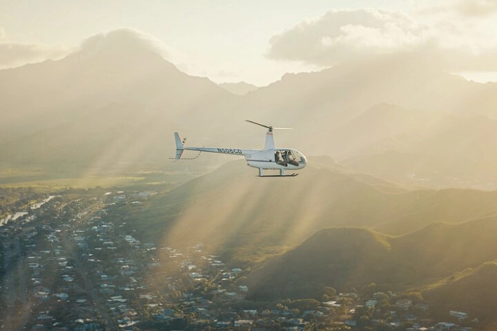 60 Minutes SHARED Helicopter Tour in Honolulu