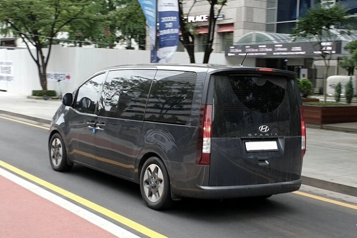 Los Angeles Airport(LAX) to Anaheim - Round-Trip Private Transfer