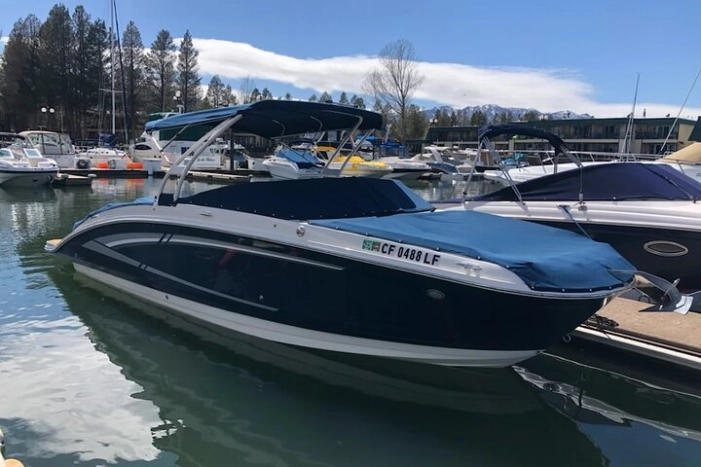 Half Day Luxury Yacht Class Tour on Lake Tahoe