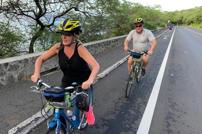 Diamond Head Bike to Hike and Local Lunch