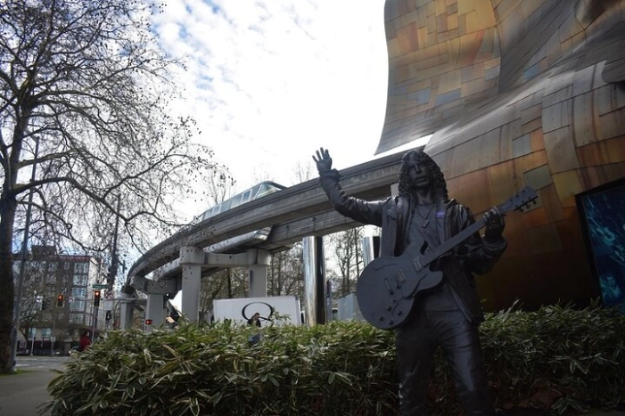 Seattle Music Small Group Private Walking Tour