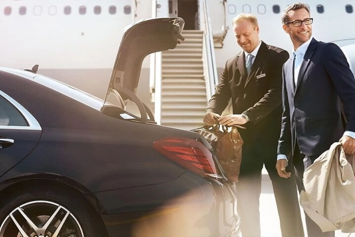 Limo Service Logan International Airport to Boston