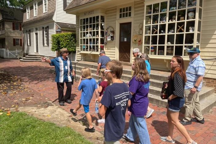 Patriots Tour of Colonial Williamsburg or Williamsburg 101