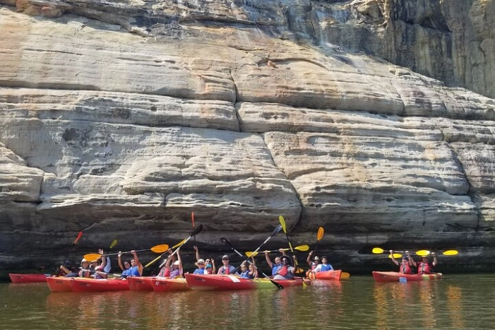 Single Guided Kayaking Tour near Chicago