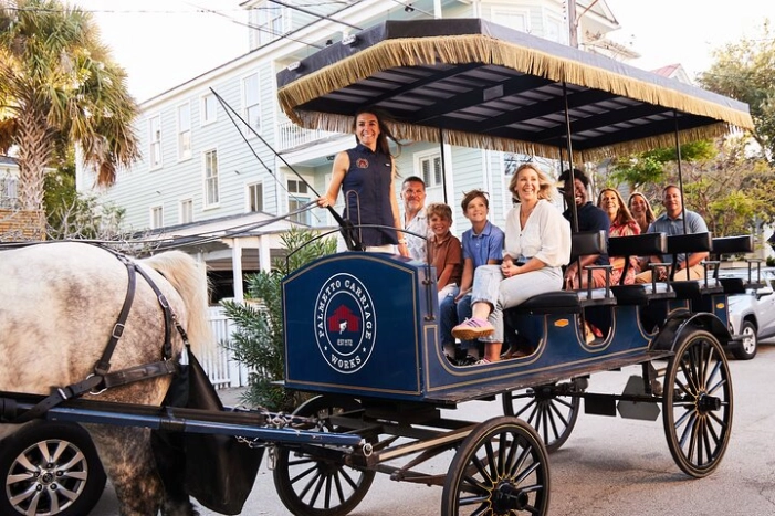 Charleston Horse-Drawn Carriage Tour: Explore Historic Charleston