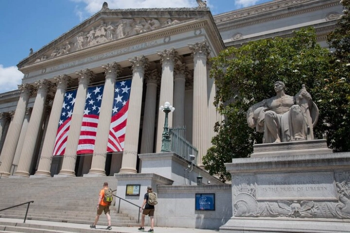 National Archives Skip-The-Line Tour with Optional Museum Add-On