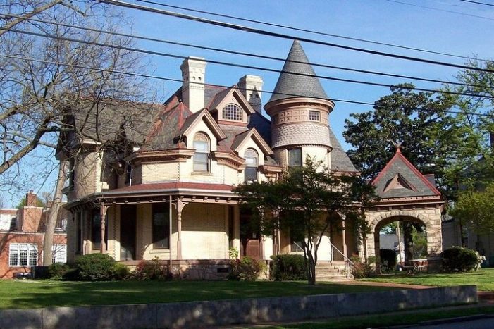 Historic Oakwood: History & Architecture Tour