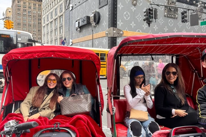 New York City Private Tour. Ride, Snap and Explore