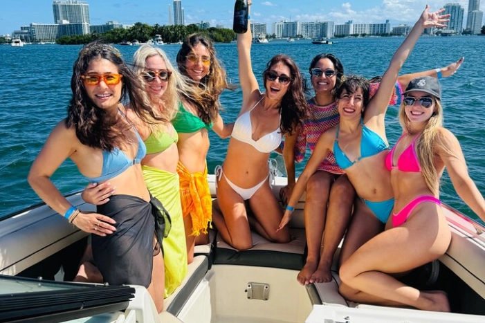Captained Miami Private Party and Swimming with Champagne!!!