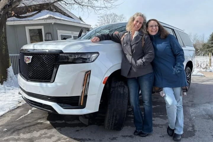 VIP Cadillac Escalade Traverse City Wine Tour