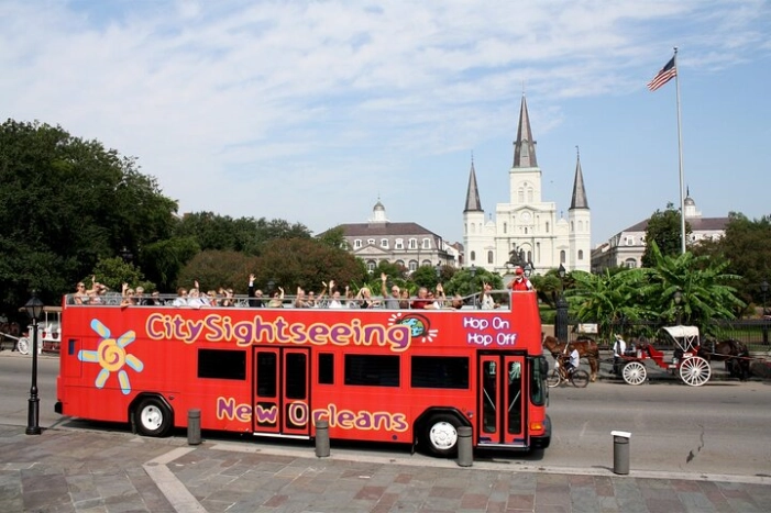 New Orleans Select Pass: Bus Tour, Historic Cruise, Walking Tour