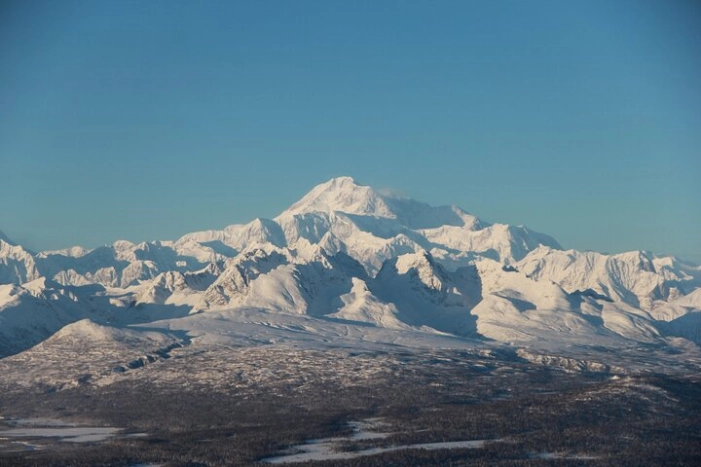 Around The Mountain Flightseeing Tour from Talkeetna