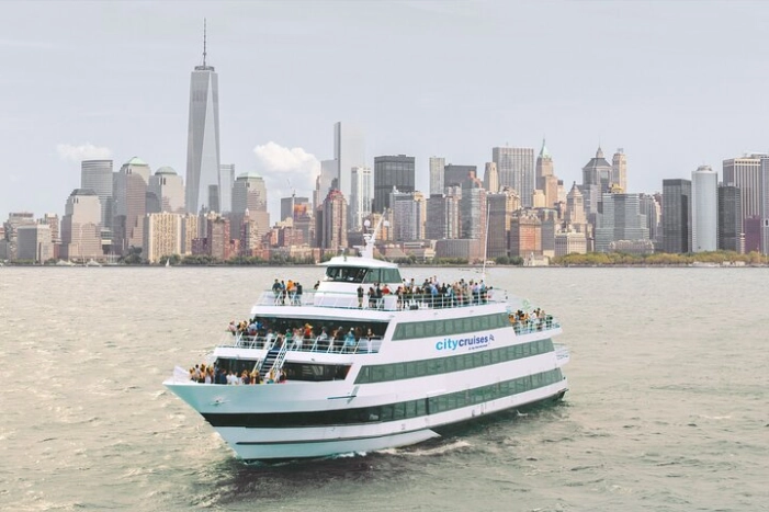 New York Signature Dinner Cruise