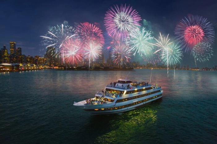 NYC New Year's Eve Fireworks Buffet Dinner Cruise 