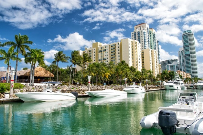 Florida Everglades Airboat Adventure plus Miami Biscayne Bay Cruise