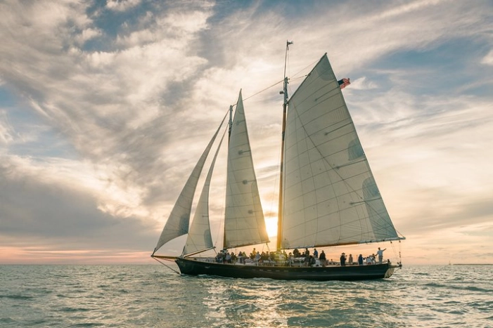 Key West Schooner Sunset Sail with Bar & Hors d'oeuvres