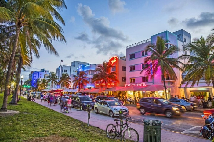Miami in One Day - Luxury Sightseeing, Movie & TV Locations Tour