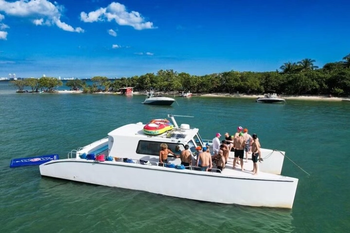 Miami Boat Party with Water Sports and drinks included