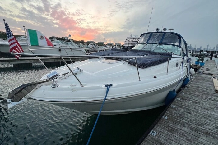 Party Boat Services in Chicago